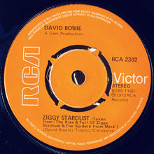 Load image into Gallery viewer, David Bowie : The Jean Genie (7", Single, Kno)