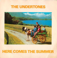 Load image into Gallery viewer, The Undertones : Here Comes The Summer (7", Single)