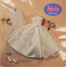 Load image into Gallery viewer, Hole (2) : Doll Parts (7", Single)