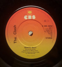Load image into Gallery viewer, The Clash : White Riot (7", Single, RE, Com)