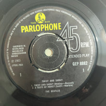 Load image into Gallery viewer, The Beatles : Twist And Shout (7", EP, Mono, 4 P)