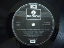 Load image into Gallery viewer, The Beatles : Sgt. Pepper's Lonely Hearts Club Band (LP, Album, RP)