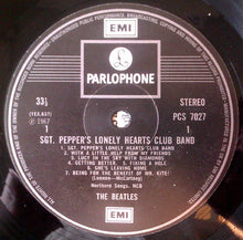 Load image into Gallery viewer, The Beatles : Sgt. Pepper's Lonely Hearts Club Band (LP, Album, RE, Gat)