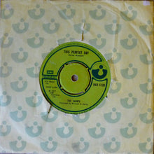 Load image into Gallery viewer, The Saints (2) : This Perfect Day (7", Single)