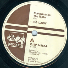 Load image into Gallery viewer, Big Daisy : Fever / Footprints On The Water (7")