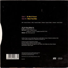 Load image into Gallery viewer, Vyvyan : Do Me A Favour (7", Single)