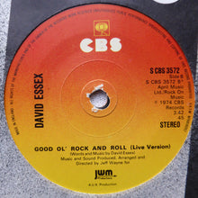Load image into Gallery viewer, David Essex : Hold Me Close (7", Single, Sol)