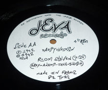 Load image into Gallery viewer, Daisy Chainsaw : Pink Flower (12", EP, Single)