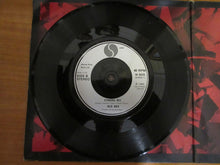 Load image into Gallery viewer, Red Box : Lean On Me (2x7", Single)