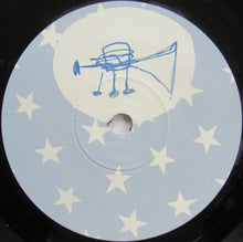 Load image into Gallery viewer, Razorblade Smile : Vertical Orange (7")