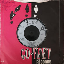 Load image into Gallery viewer, The Beat (2) : Hands Off... She's Mine / Twist And Crawl (7", Single, Sil)