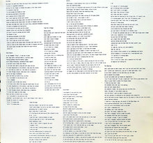 Load image into Gallery viewer, Pendragon (3) : Kowtow (LP, Album)