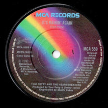 Load image into Gallery viewer, Tom Petty And The Heartbreakers : Refugee (7")