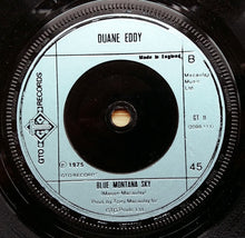 Load image into Gallery viewer, Duane Eddy & The Rebelettes / Duane Eddy : Play Me Like You Play Your Guitar / Blue Montana Sky (7", Single, Sol)