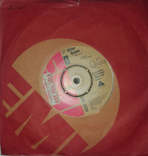 Load image into Gallery viewer, Queen : Killer Queen / Flick Of The Wrist (7", Single)