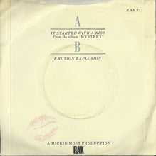 Load image into Gallery viewer, Hot Chocolate : It Started With A Kiss (7", Single, Pus)