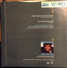 Load image into Gallery viewer, Gwen Guthrie : (They Long To Be) Close To You (7", Single, Pap)