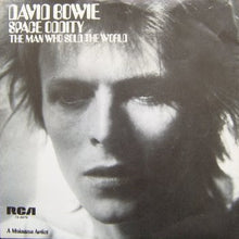 Load image into Gallery viewer, David Bowie : Space Oddity / The Man Who Sold The World (7", Single, Hol)

