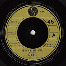 Load image into Gallery viewer, Ramones : Do You Wanna Dance? (7", Single)
