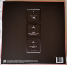 Load image into Gallery viewer, Hayley Williams : Petals For Armor (3x10&quot;, Album + Box, Ltd)
