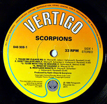 Load image into Gallery viewer, Scorpions : Crazy World (LP, Album)
