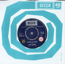 Load image into Gallery viewer, Savoy Brown : Walking By Myself (7")
