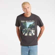 Load image into Gallery viewer, The Beatles - Abbey Road (T-Shirt)

