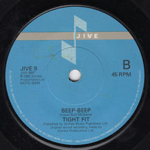 Load image into Gallery viewer, Tight Fit : The Lion Sleeps Tonight (7&quot;, Single, Dam)
