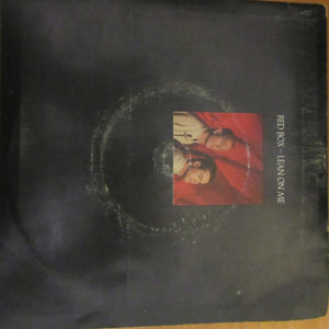 Red Box : Lean On Me (2x7", Single)