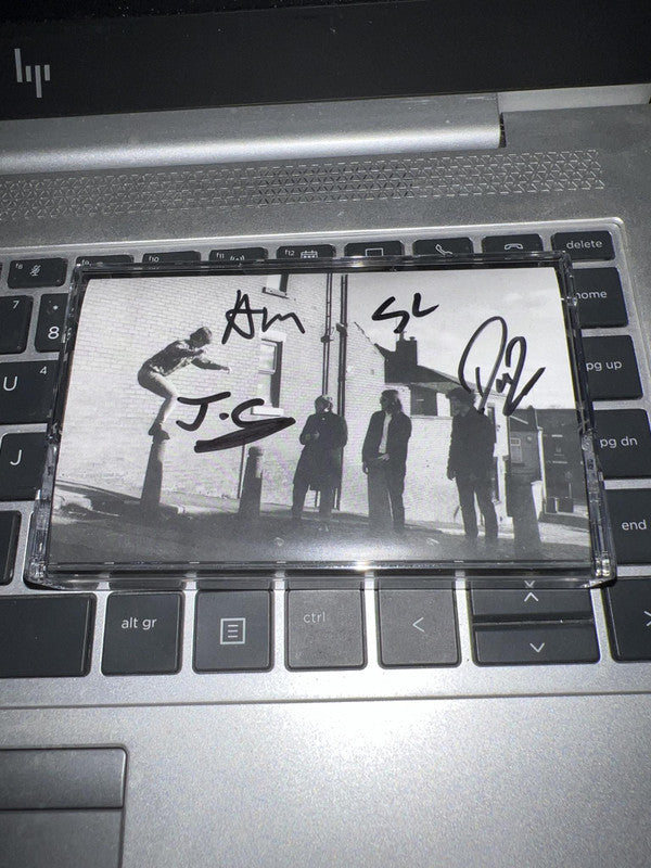 The Lathums : How Beautiful Life Can Be (Cass, Album, Sig)