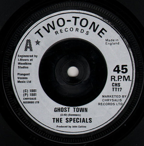 The Specials : Ghost Town (7