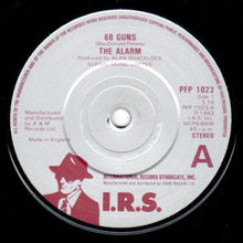 Load image into Gallery viewer, The Alarm : Sixty Eight Guns (7&quot;, Single)
