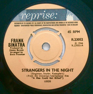 Frank Sinatra : Strangers In The Night (7", Single, Kno)