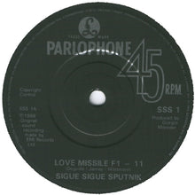 Load image into Gallery viewer, Sigue Sigue Sputnik : Love Missile F1-11 (7&quot;, Single)
