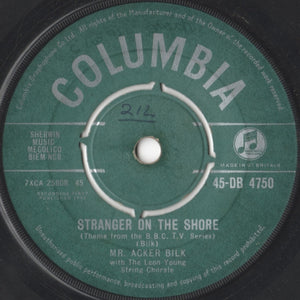 Acker Bilk With The Leon Young String Chorale : Stranger On The Shore (7", Single)