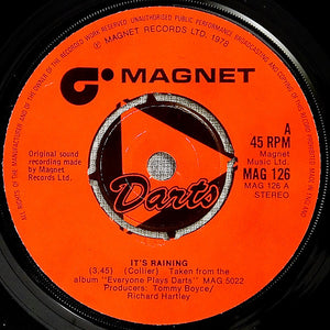 Darts : It's Raining (7", Single)