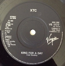 Load image into Gallery viewer, XTC : King For A Day (7&quot;, Single, Pap)

