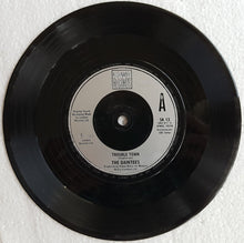 Load image into Gallery viewer, The Daintees : Trouble Town (7&quot;, Single, Sil)

