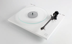 Rega Planar 2 Turntable (ONLINE ONLY)